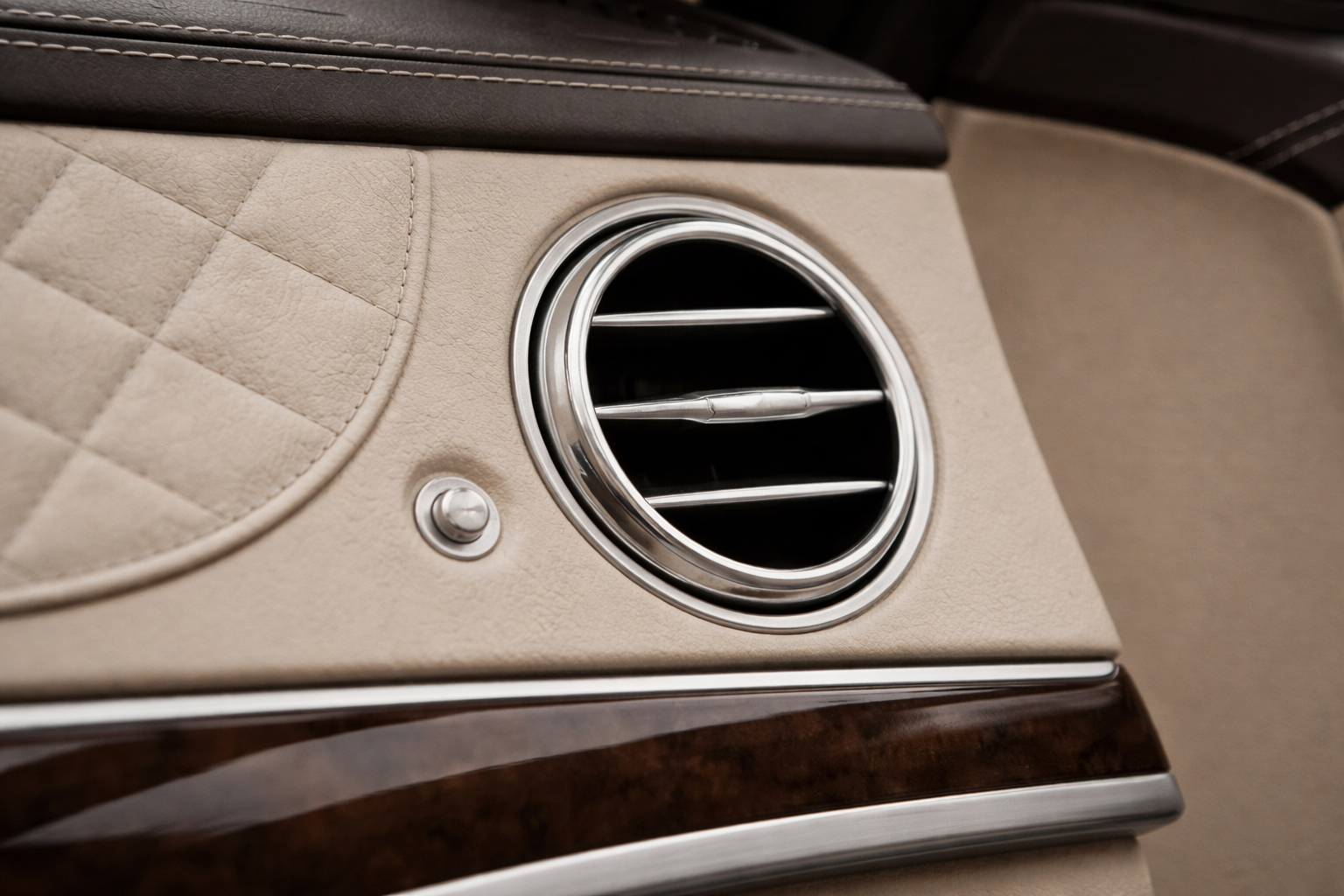 Detailní čištění klimatizace